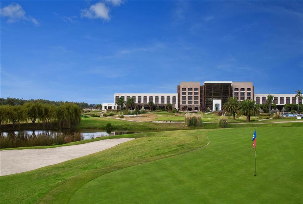 קולוניה דל סקרמנטו Sheraton Colonia Golf & Spa Resort מראה חיצוני תמונה Golf course at the Ritz-Carlton, Naples