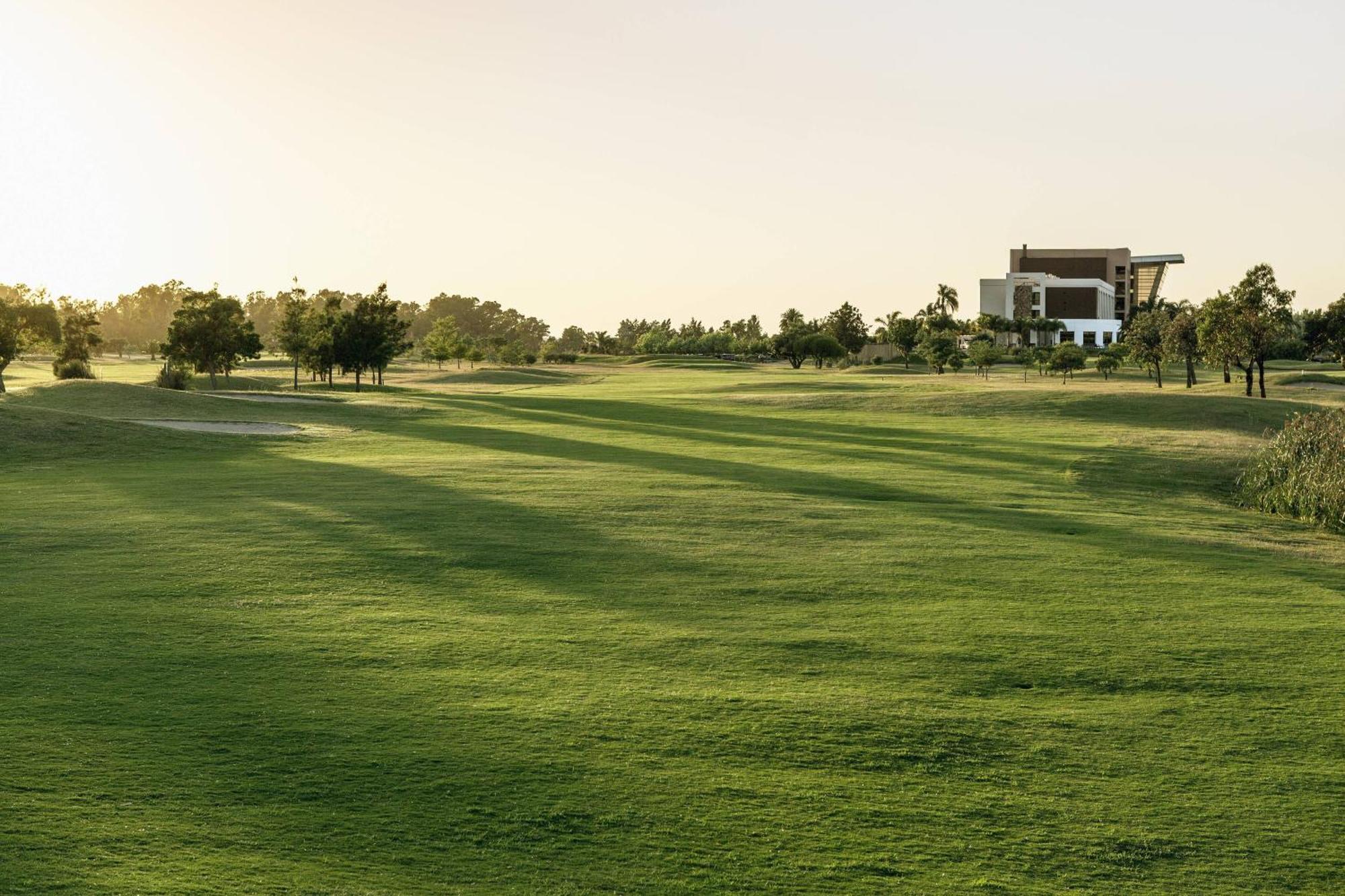 קולוניה דל סקרמנטו Sheraton Colonia Golf & Spa Resort מראה חיצוני תמונה A view of the golf course at the University of Texas at San Antonio