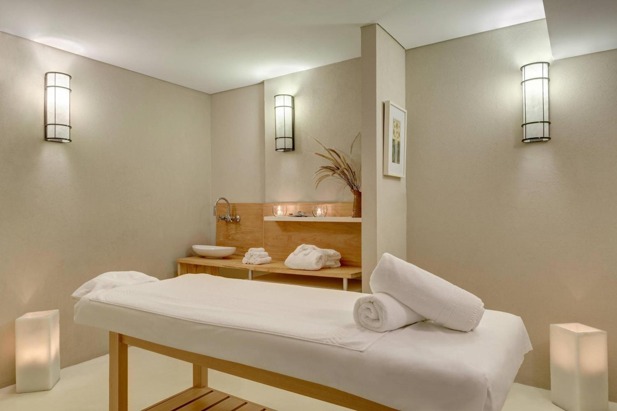 קולוניה דל סקרמנטו Sheraton Colonia Golf & Spa Resort מראה חיצוני תמונה A massage bed